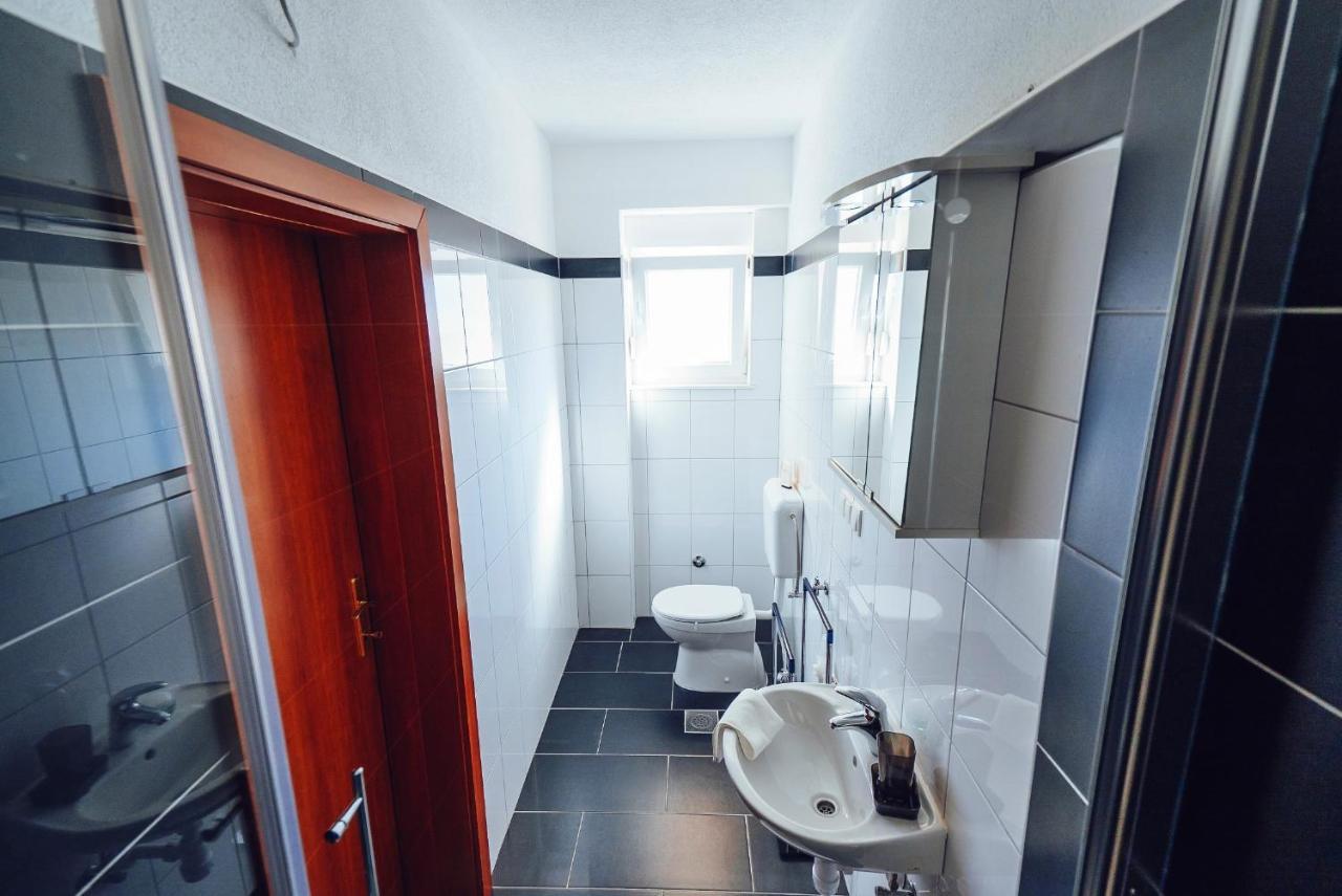 Apartmani Simundic Trogir Exterior photo
